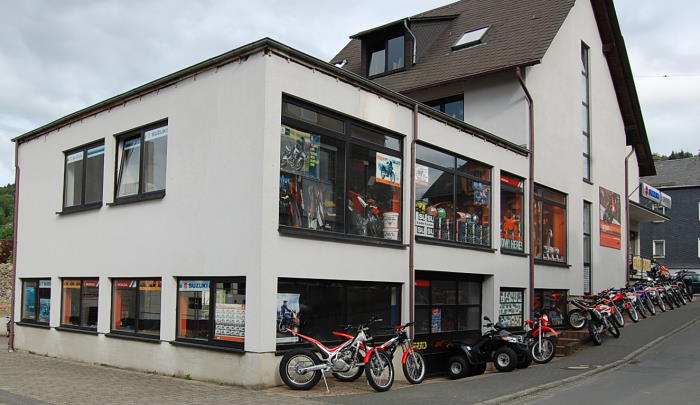 Zweirad GRISSE Firmengebäude in der Kölner Strasse 188 in 57290 Neunkirchen/Siegerland